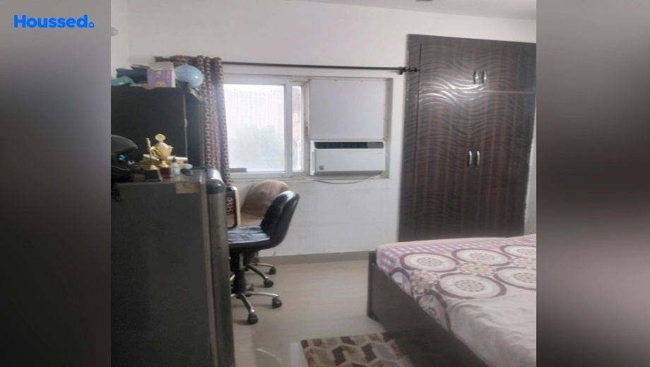 Project Image of 2.5 BHK Flat for Resale in Nimbus The Hyde Park, Sector 78 - Image 165775