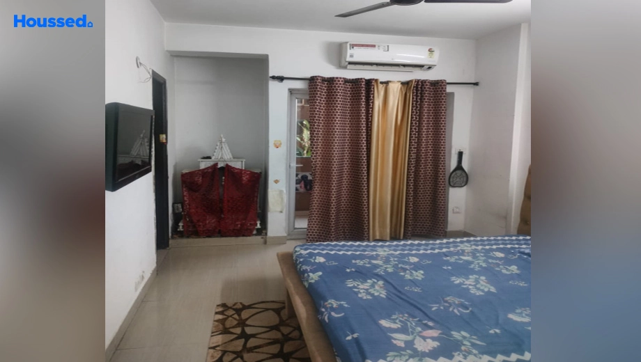 Project Image of 2.5 BHK Flat for Resale in Nimbus The Hyde Park, Sector 78 - Image 165773