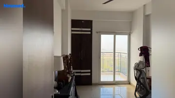 Project Image of 3 BHK Flat for Resale in Gulshan Botnia Sector 144, Noida - Image 166067