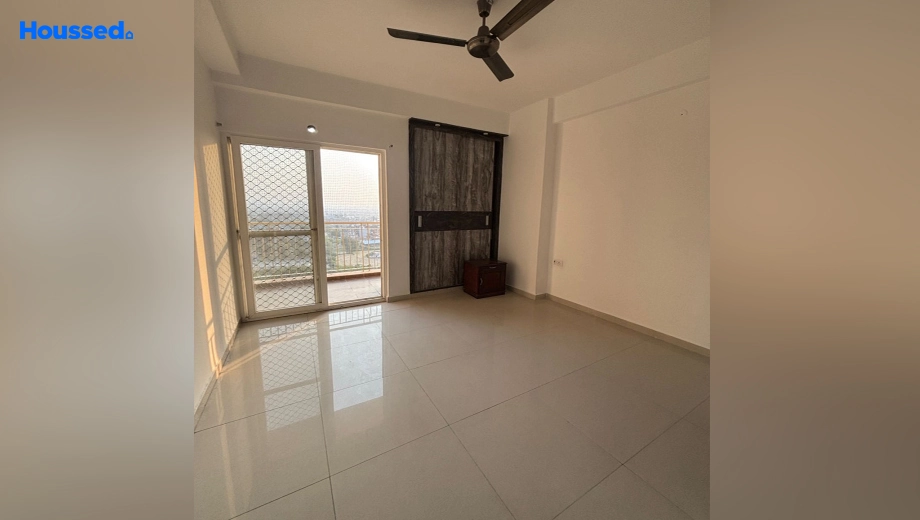 Project Image of 3 BHK Flat for Resale in Ajnara Daffodil, Sector 137 - Image 166271