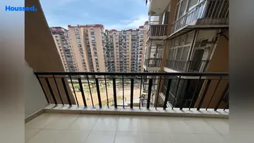 Project Image of 3 BHK Flat for Resale in Amrapali Platinum Sector 119, Noida - Image 166426