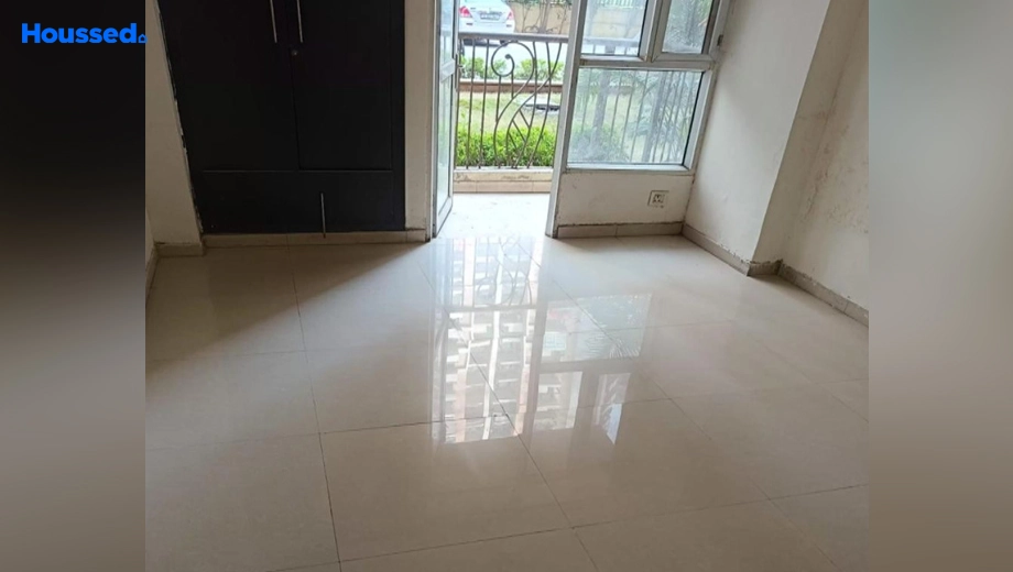 Project Image of 2.5 BHK Flat for Resale in Prateek Laurel, Sector 120 - Image 166516