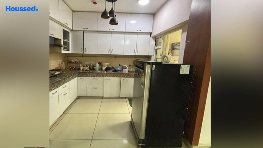 Project Image of 2 BHK Flat for Resale in Amrapali Princely Estate, Sector 76 - Image 166769