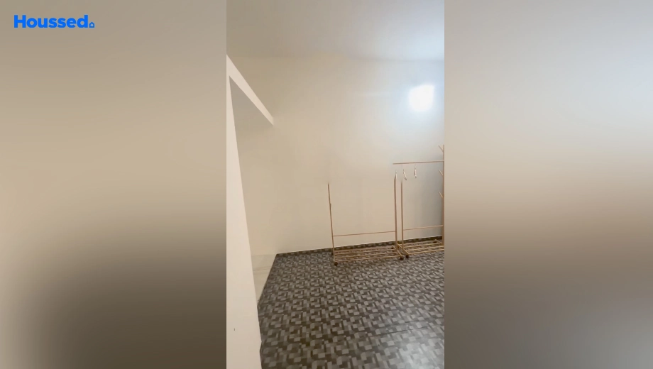 Project Image of 3 BHK House/Villa for Resale in Royal Villa, Makarpura - Image 166906