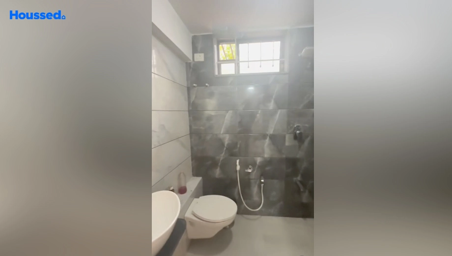 Project Image of 3 BHK House/Villa for Resale in Royal Villa, Makarpura - Image 166904