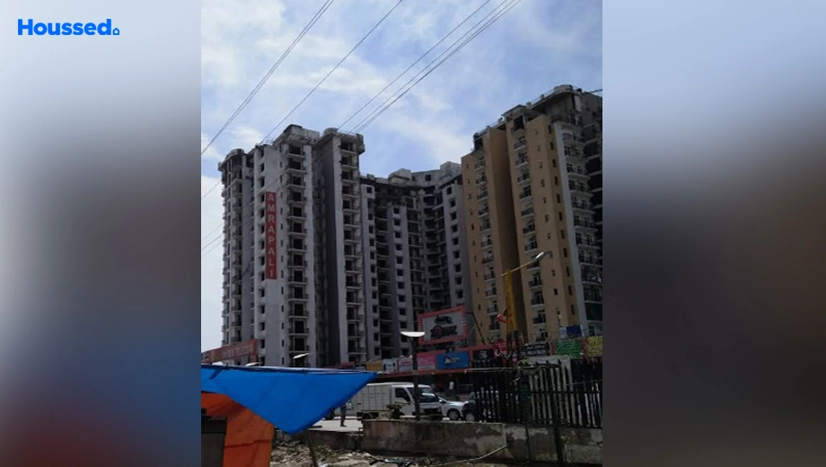 Project Image of 2 BHK Flat for Resale in Amrapali Platinum, Sector 119 - Image 166959