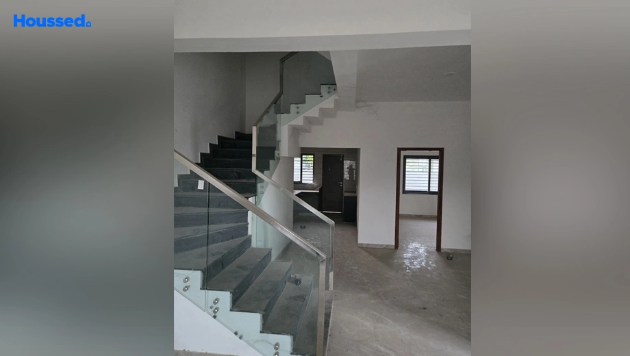 Project Image of 4 BHK House/Villa for Resale in Ganesh Exotica Bungalows, Vaishnodevi Circle - Image 167245