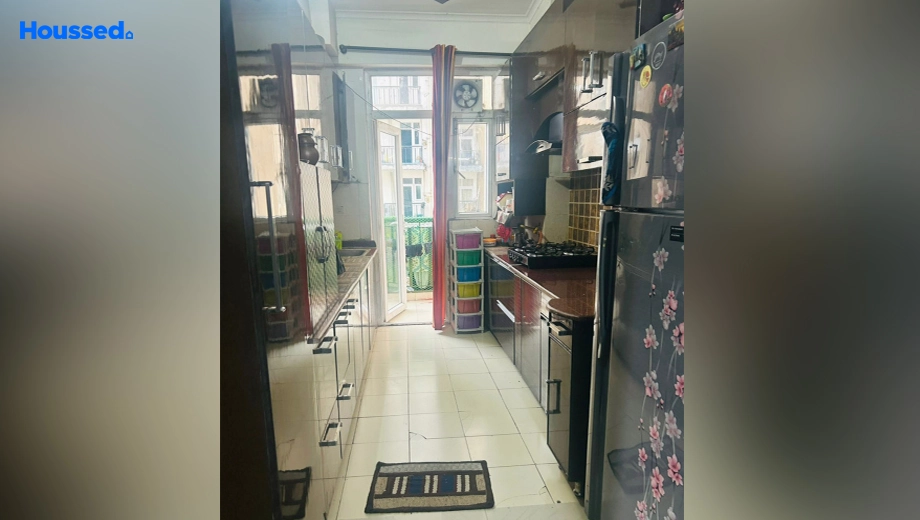 Project Image of 3.5 BHK Flat for Resale in Amrapali Silicon City, Sector 78 - Image 167178