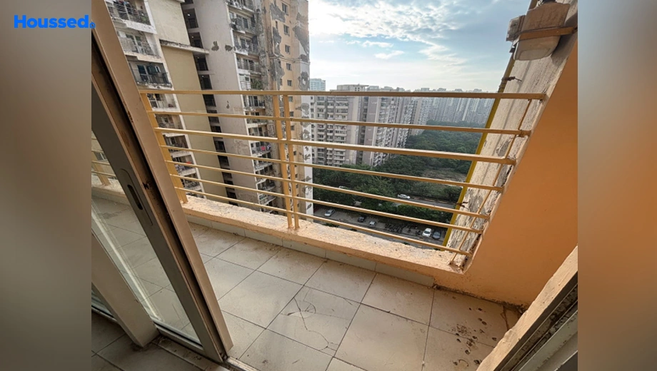 Project Image of 2.5 BHK Flat for Resale in Paras Tierea, Sector 137 - Image 167326