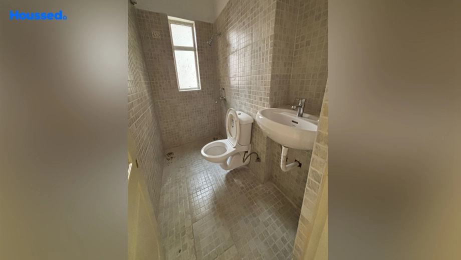 Project Image of 2.5 BHK Flat for Resale in Paras Tierea, Sector 137 - Image 167360
