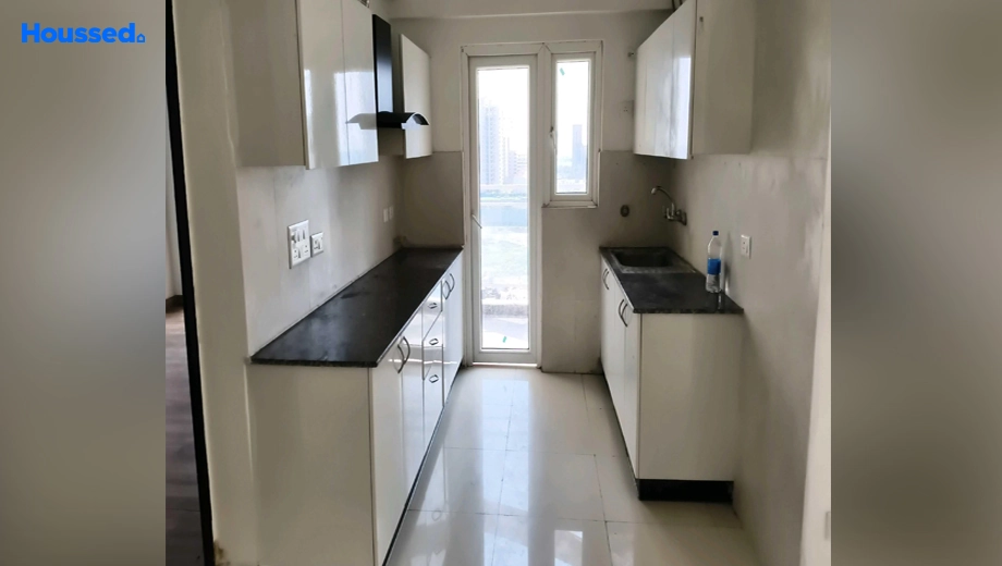 Project Image of 2 BHK Flat for Resale in Samridhi Luxuriya Avenue, Sector 150 - Image 167539