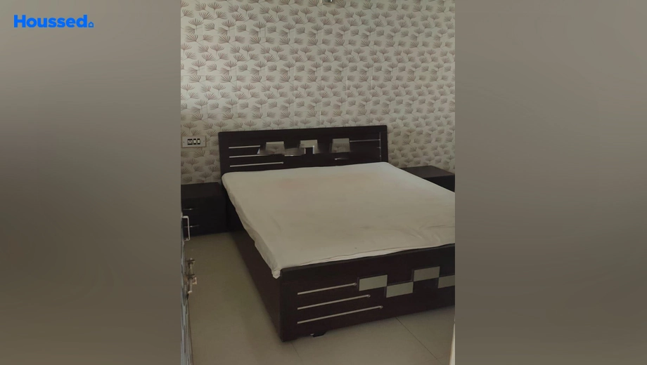 Project Image of 2 BHK Furnished Flat for Rent in Ashwalekha Apartments , Jivraj Park - Image 167670