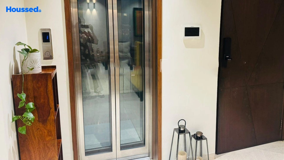 Project Image of 5 BHK House/Villa for Resale in Shivam Monreve Bunglows, Sindhu Bhavan Road - Image 168299