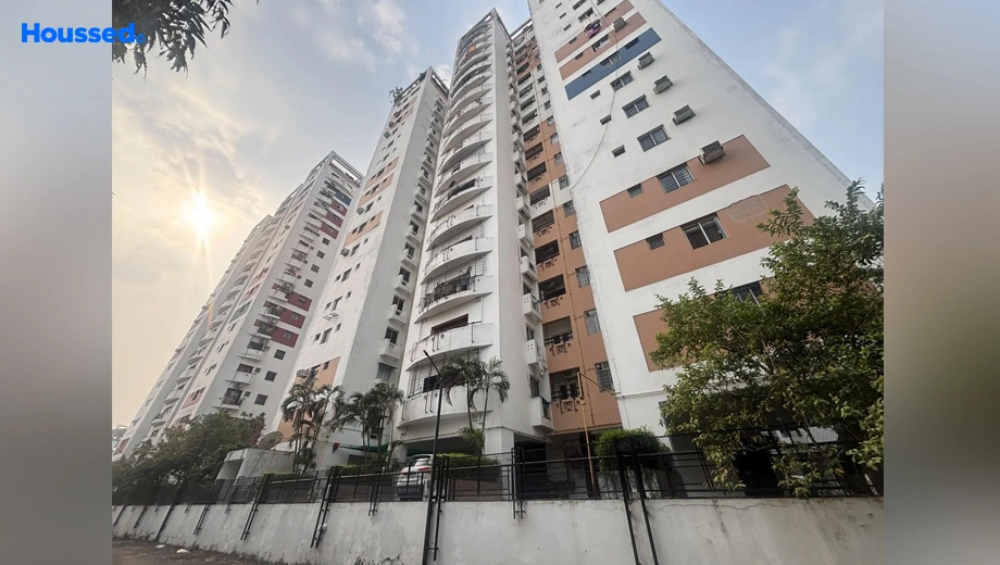 Project Image of 4 BHK Flat for Resale in Hiland Park, EM Bypass - Image 168199