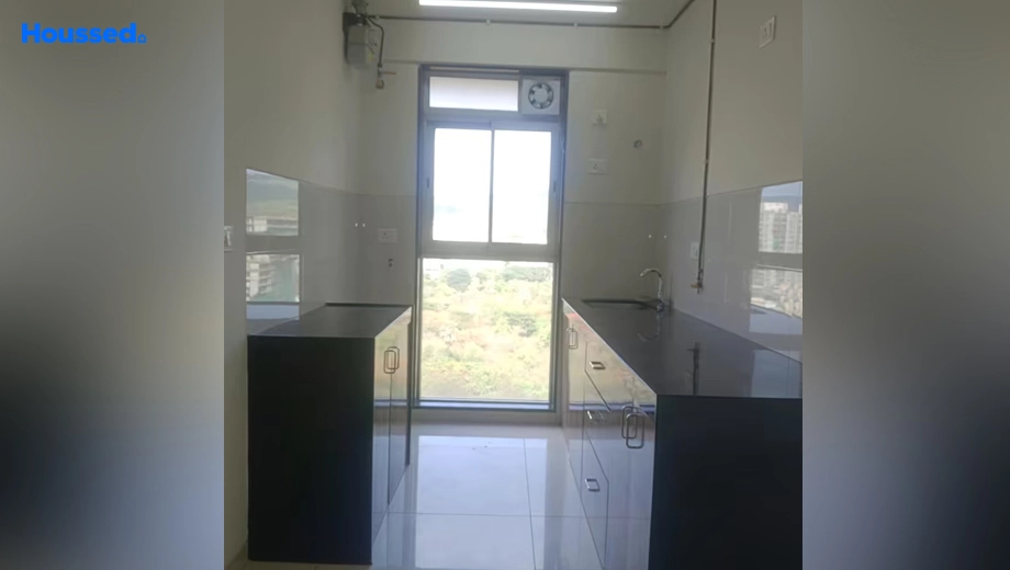 Project Image of 2 BHK Flat for Resale in Evershine Millenium Paradise Phase 2, Kandivali East - Image 168266