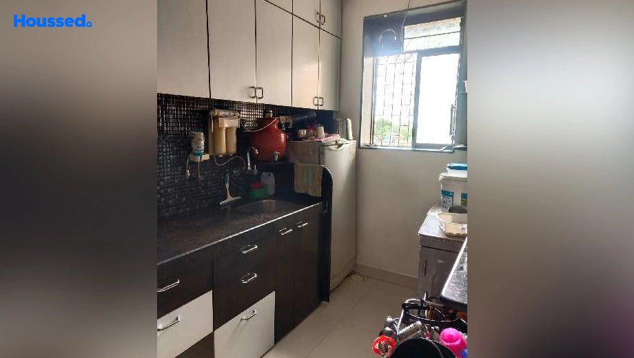 Project Image of 2 BHK Flat for Resale in Vaibhavlaxmi Queens Avenue, Chembur East - Image 168319