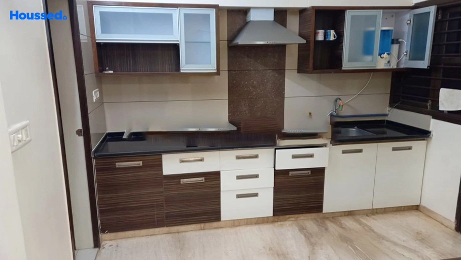 Project Image of 3 BHK Furnished Flat for Rent in Shaligram Flora, Thaltej - Image 169221