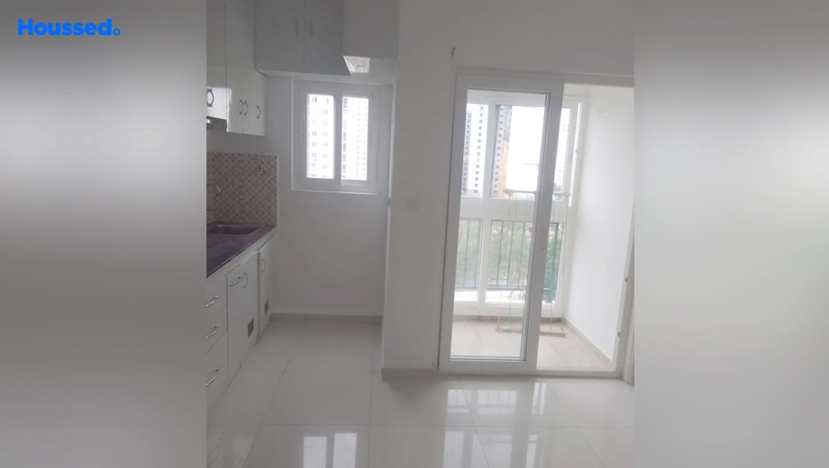 Project Image of 1 BHK Semi-Furnished Flat for Rent in Urbanrise Jasmine Springs, Kelambakkam - Image 170095