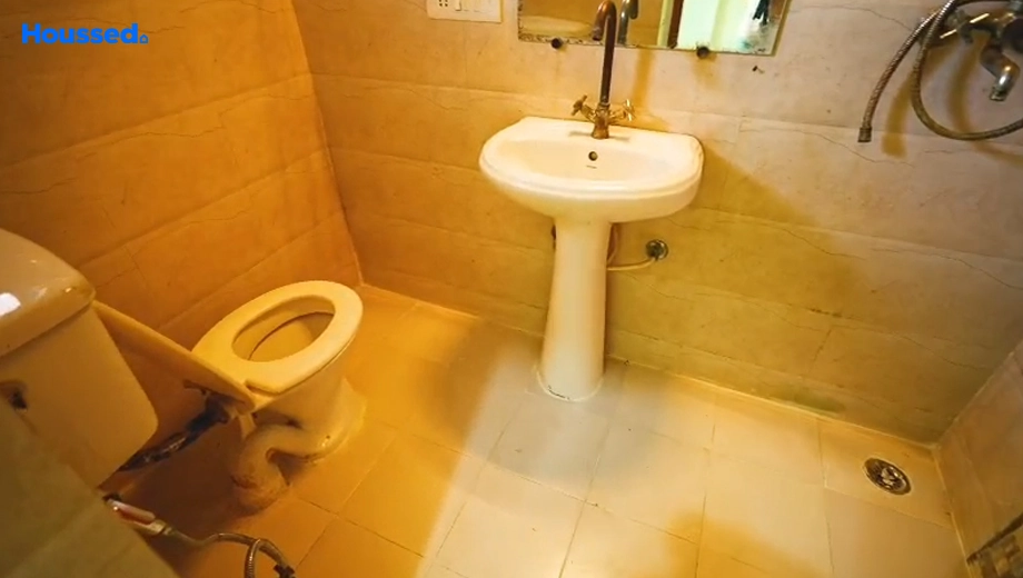 Project Image of 2 BHK Flat for Resale in Gaur 16th Avenue Noida Extention, Greater Noida - Image 170510