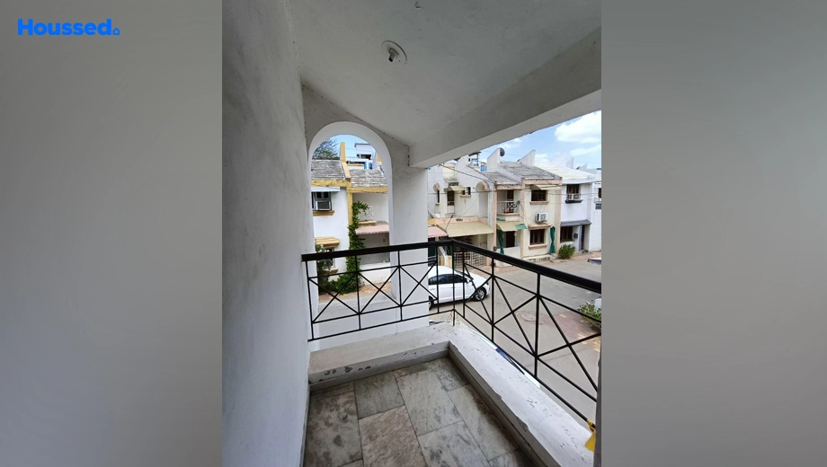 Project Image of 3 BHK Semi-Furnished Duplex for Rent in Gotri - Image 170765