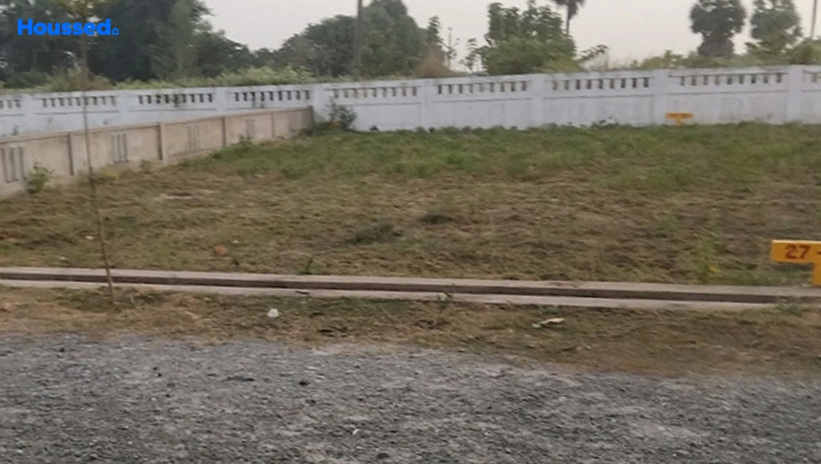 Project Image of Housing Plot/Residential Land for Resale in Paravada - Image 171913