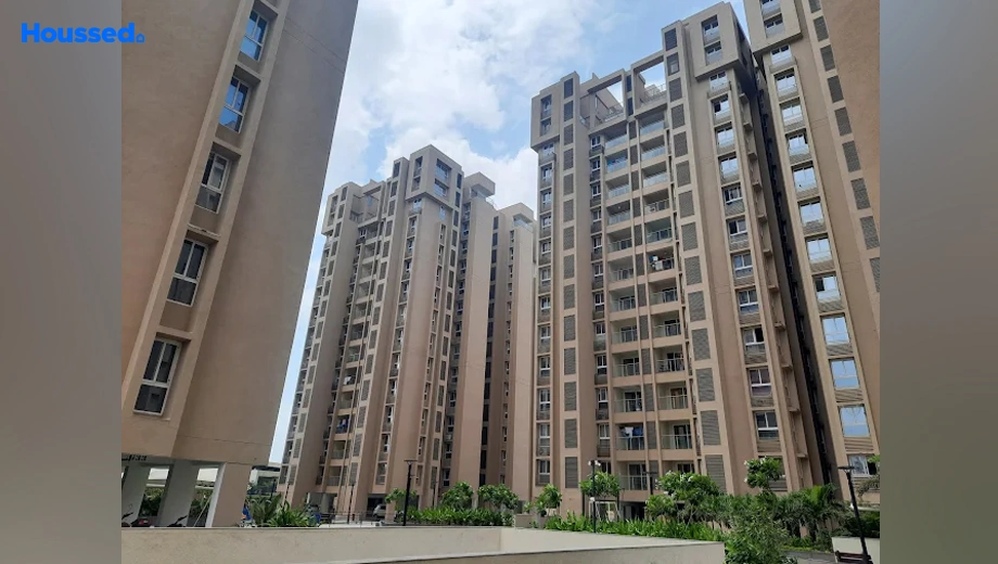 Project Image of 2 BHK Semi-Furnished Flat for Rent in Pacifica Reflections, Vaishnodevi Circle - Image 171291