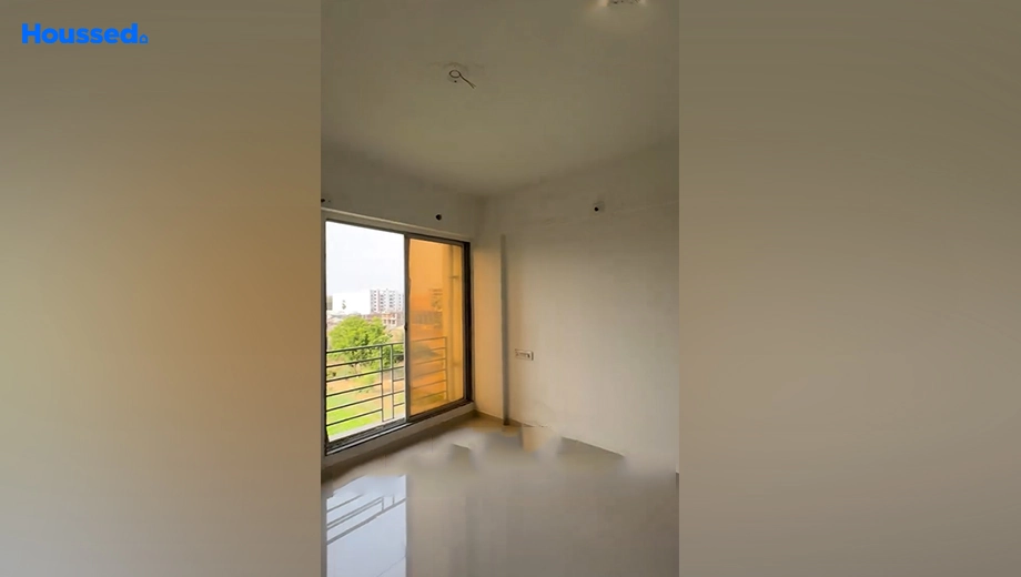 Project Image of 2 BHK Flat for Resale in Amroli - Image 171498