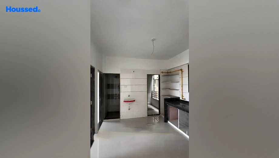Project Image of 2 BHK Flat for Resale in Amroli - Image 171497