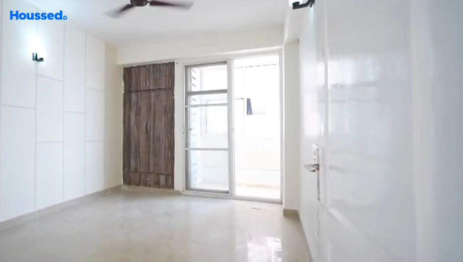 Project Image of 2 BHK Flat for Resale in Amrapali Empire, Dundahera - Image 171967