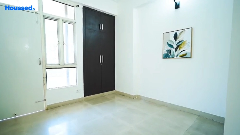 Project Image of 2 BHK Flat for Resale in Supertech Livingston, Crossings Republik - Image 172009