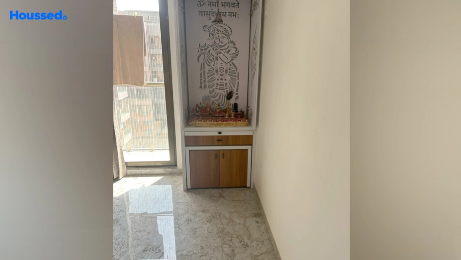 Project Image of 3 BHK Flat for Resale in Pramukh Trinity, Sargasan - Image 172444