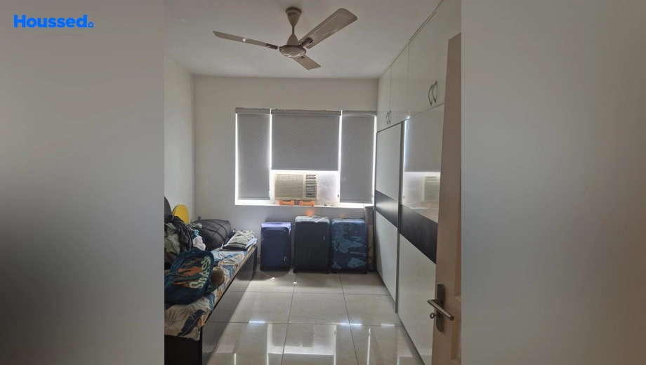 Project Image of 4 BHK Semi-Furnished Flat for Rent in Mahindra Aura, Sector 110 A - Image 172671