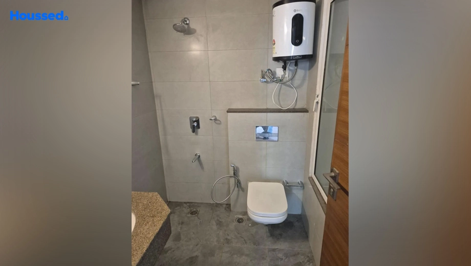 Project Image of 2 BHK Flat for Resale in Godrej Meridien, Sector 106 - Image 173486