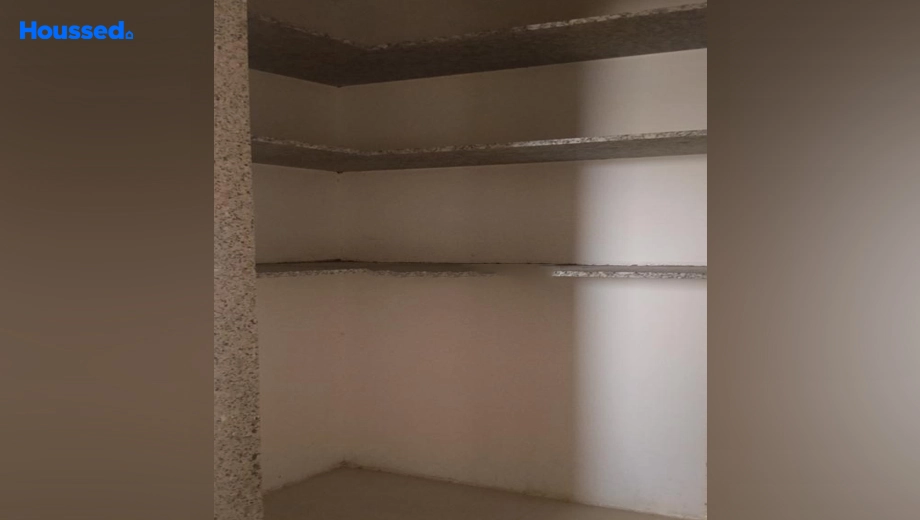 Project Image of 3 BHK Semi-Furnished Flat for Rent in Tragad - Image 173534