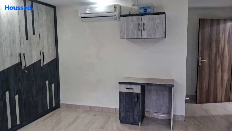 Project Image of 3 BHK Semi-Furnished Flat for Rent in Shahdeo Towers, Delatoli - Image 173744