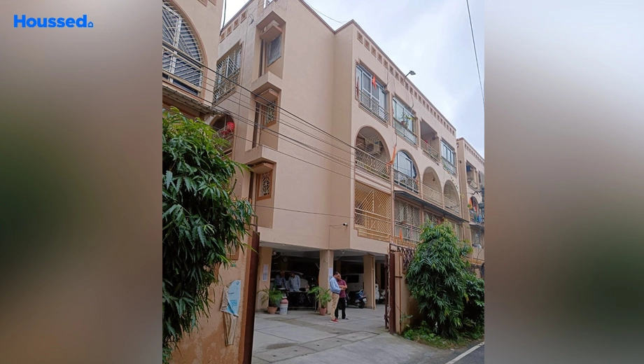 Project Image of 3 BHK Flat for Resale in Ratnawali Apartment, Lalpur - Image 173899