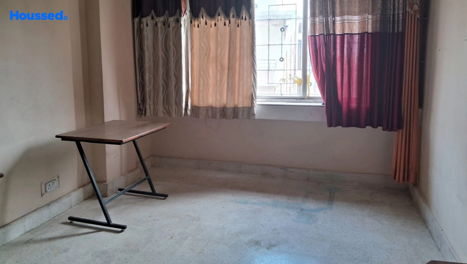 Project Image of 3 BHK Semi-Furnished Flat for Rent in Surbhi Apartment, Lalpur - Image 173812