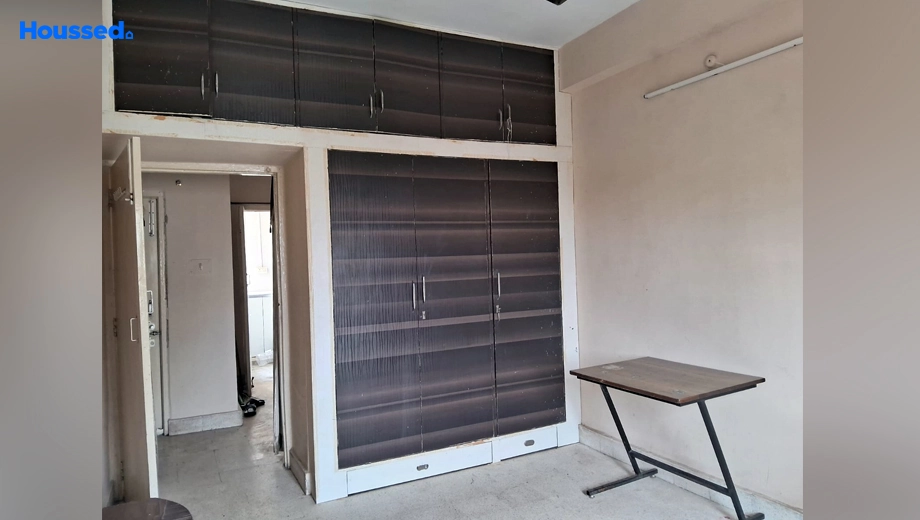Project Image of 3 BHK Semi-Furnished Flat for Rent in Surbhi Apartment, Lalpur - Image 173811