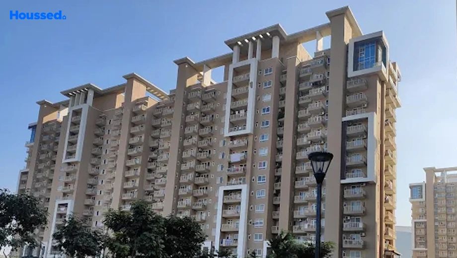 Project Image of 3 BHK Flat for Resale in Emaar Palm Gardens, Sector 83 - Image 174396