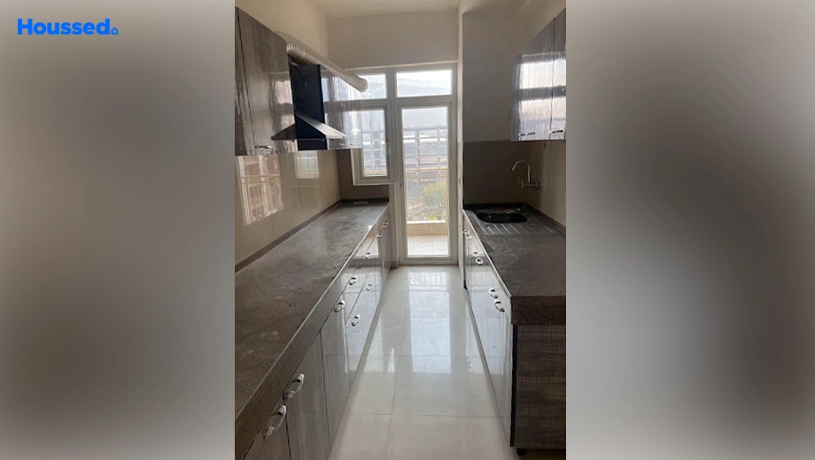 Project Image of 3 BHK Flat for Resale in Emaar Palm Gardens, Sector 83 - Image 174501