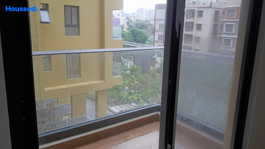 Project Image of 2 BHK Flat for Resale in Ambuja Urvisha The Condoville, New Alipore - Image 174781