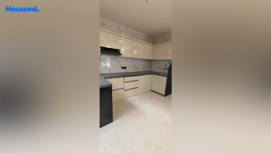 Project Image of 2 BHK Furnished Flat for Rent in DLF Phase 5 - Image 175145