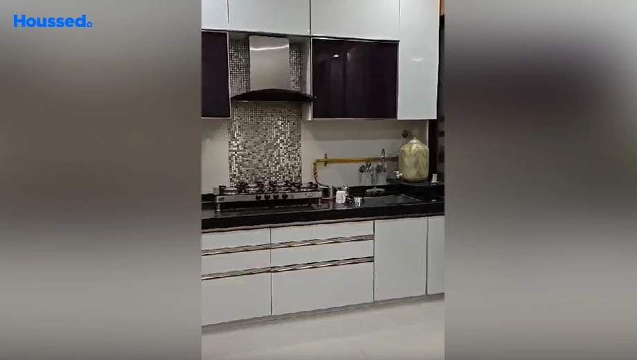 Project Image of 5 BHK Flat for Resale in Pal - Image 175324