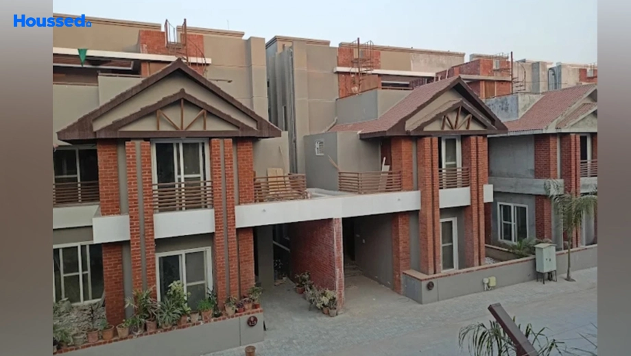 Project Image of 5 BHK House/Villa for Resale in Darshanam Club Life, Gotri - Image 175213