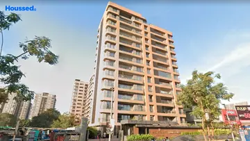 Project Image of 4 BHK Flat for Resale in Milestone Millionaire Lifestyle Vesu, Surat - Image 175618