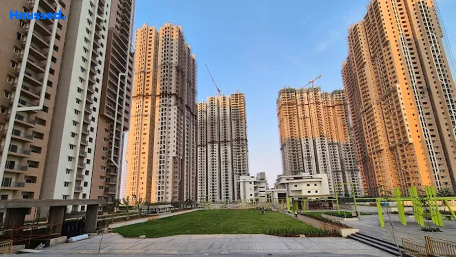 Project Image of 2 BHK Flat for Resale in Rajapushpa Imperia, Tellapur - Image 176235