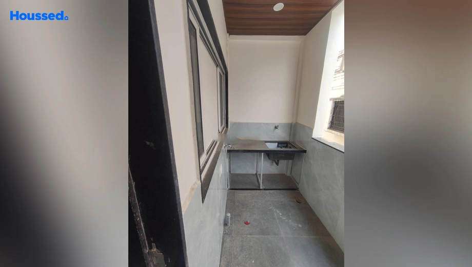 Project Image of 3 BHK Semi-Furnished Flat for Rent in Aditya Jagannath Apartment, Manish Nagar - Image 176254