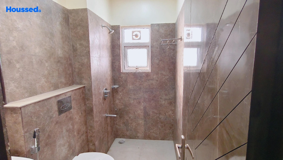 Project Image of 3 BHK Semi-Furnished Flat for Rent in Megh Mani, EM Bypass - Image 176532