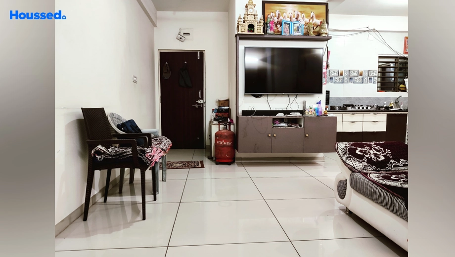 Project Image of 2 BHK Flat for Resale in Shrimay Rajratna Platina, Waghodia Road - Image 176923