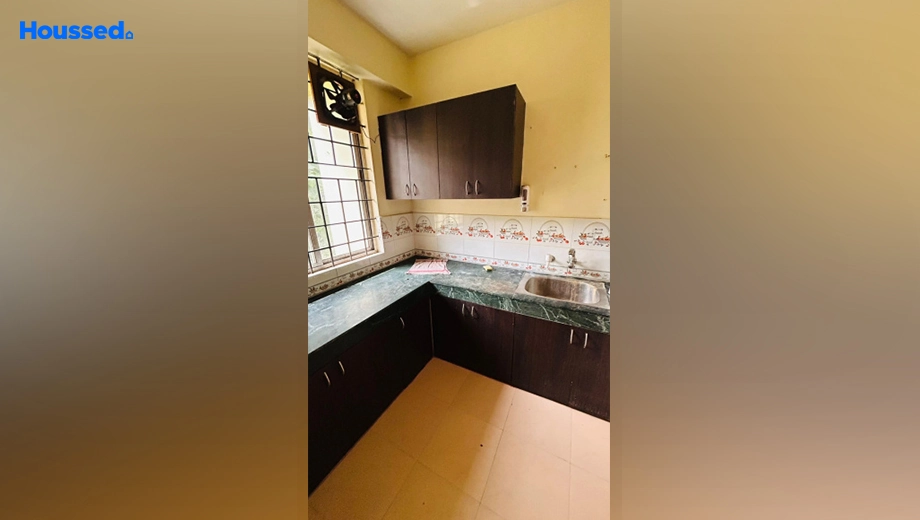 Project Image of 2 BHK Semi-Furnished Flat for Rent in Circular Road - Image 176950